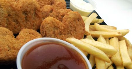 Kurczak z McDonalda sprzedany za 100 tys. dolarów. Powód nie mieści się w głowie