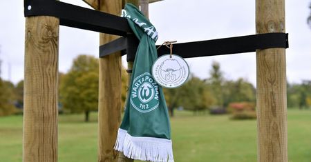Niecodzienna premiera filmu dokumentalnego o zawodniku Warty Poznań, Robercie Ivanovie, w Kinie Muza