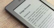 Kup czytnik e-booków, by nie nosić ciężkich książek (nie tylko do szkoły)