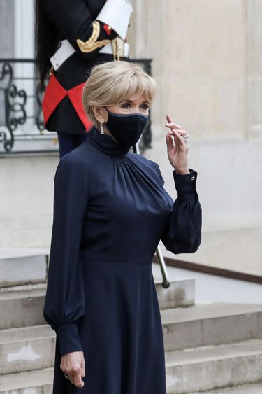 Brigitte Macron w nowej fryzurze