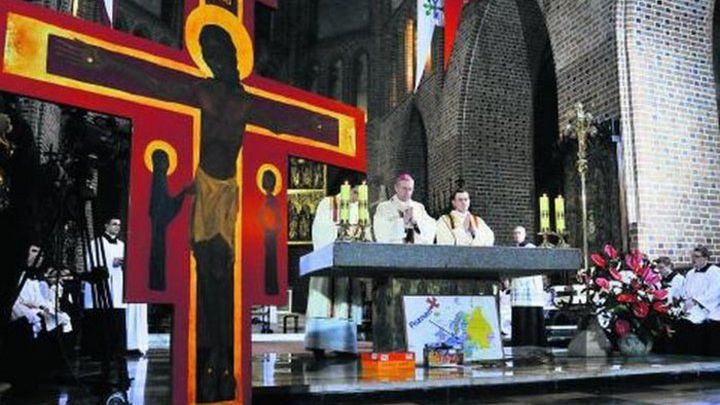 W niedzielę w katedrze poznańskiej modlono się w intencji Europejskich Spotkań Młodych