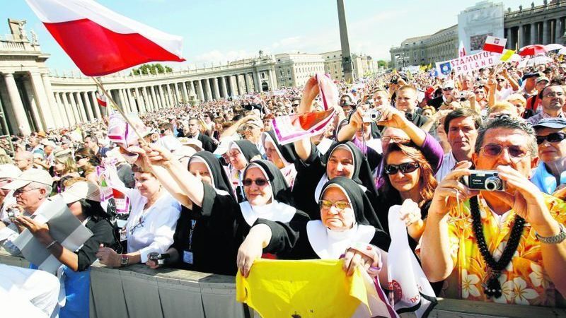 Obchody rocznicy śmierci Jana Pawła II co roku sprowadzają do Rzymu rzesze Polaków