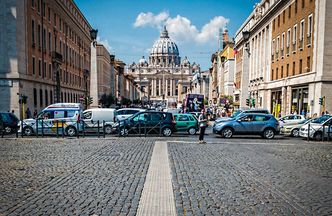 Takich kierowców ubezpieczenie nie obowiązuje. Ostrzeżenie dla jeżdżących po włoskich drogach