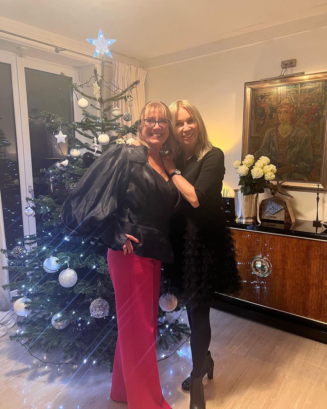 Mama Roberta Lewandowskiego, Iwona imprezuje z Mariolą Bojarską-Ferenc