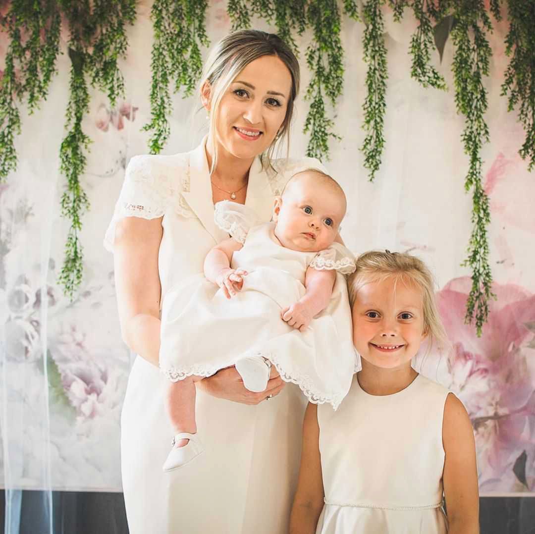 Marta Glik z córkami