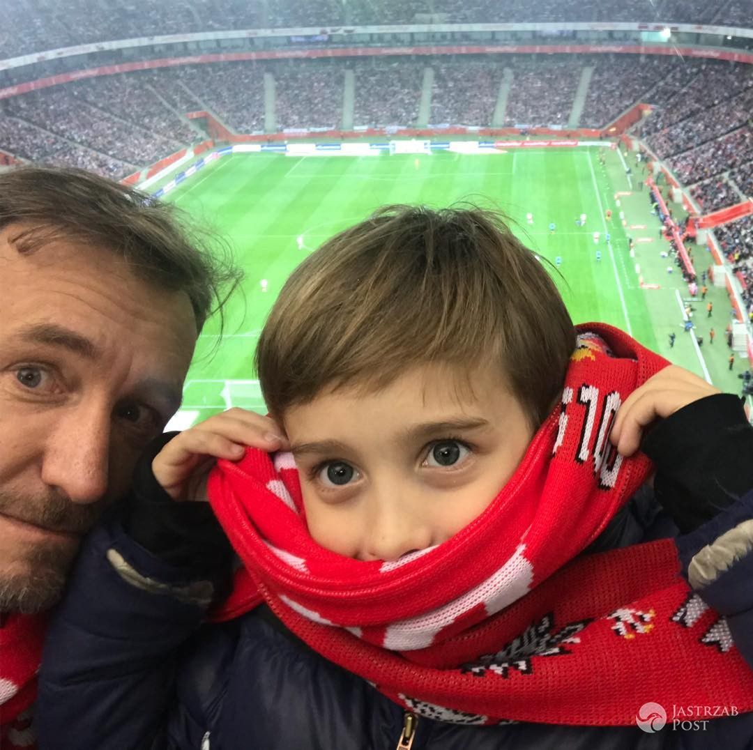 Piotr Kraśko z synem na meczu Polska - Urugwaj