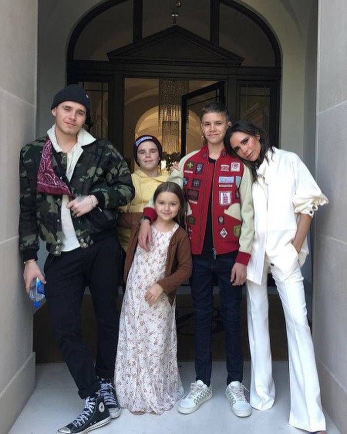 Victoria Beckham z dziećmi, Instagram