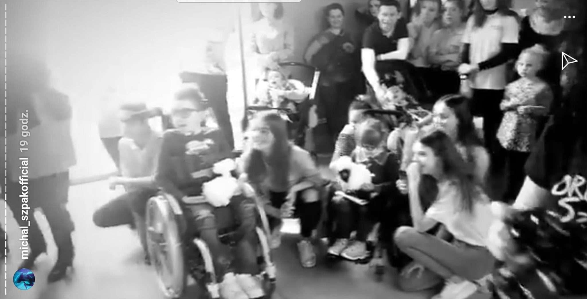 Michał Szpak odwiedza Łódzkie Hospicjum dla Dzieci Łupkowa