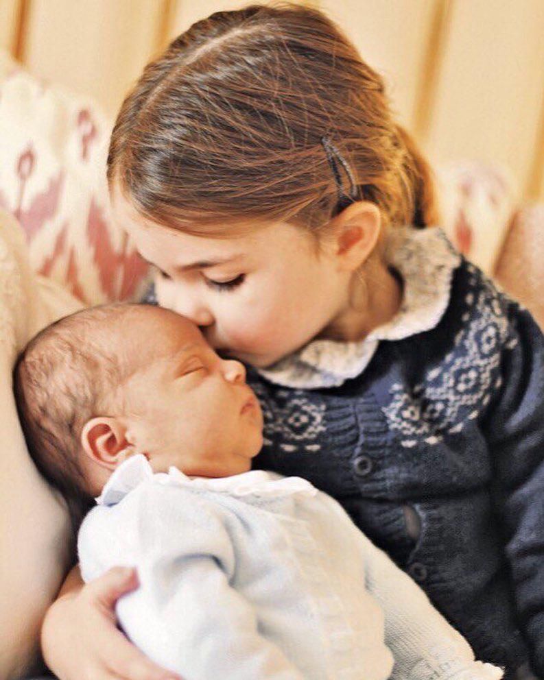Książę Louis i księżniczka Charlotte – oficjalny portret