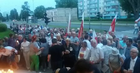 Protest pod Sądem Rejonowym w Pile