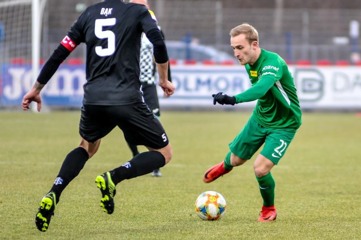 Warta Poznań kończyła mecz w 10., ale do domu wraca z 1 punktem