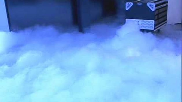 Oto jak zrobić tani, dyskotekowy generator mgły (wideo) 1