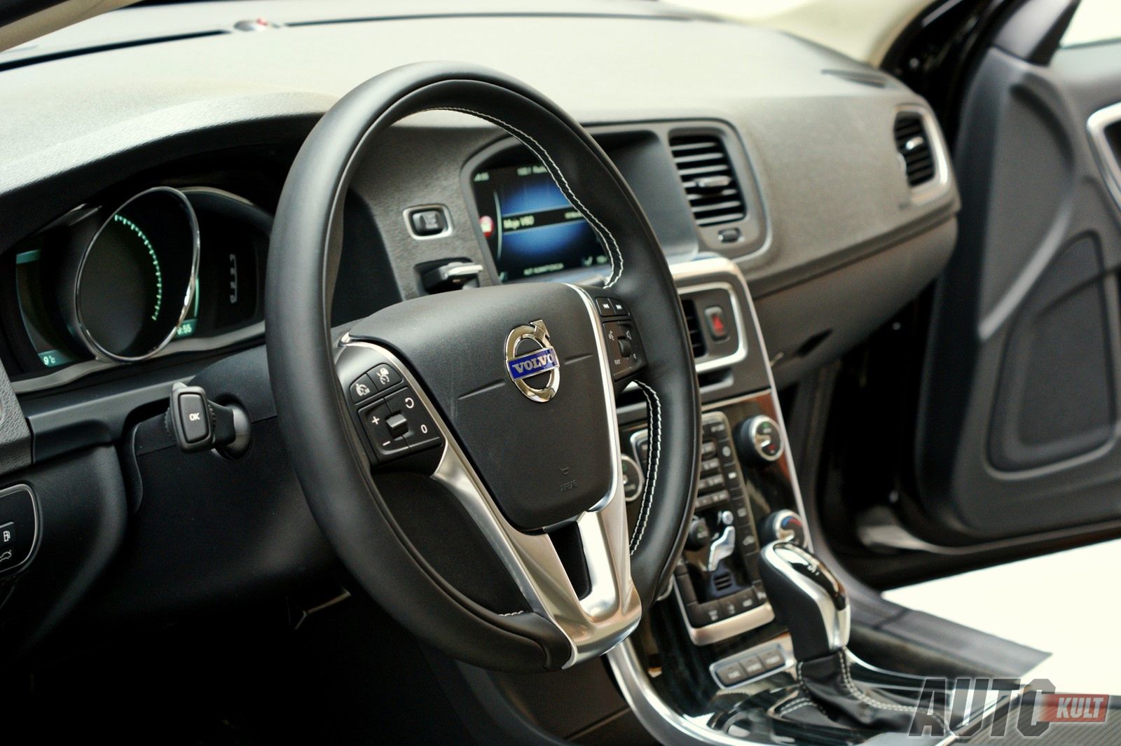 Volvo V60 Plug-In Hybrid - pierwsza jazda [galeria] 10