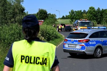 Dramat pod Wołominem. Wjechał hulajnogą pod pociąg