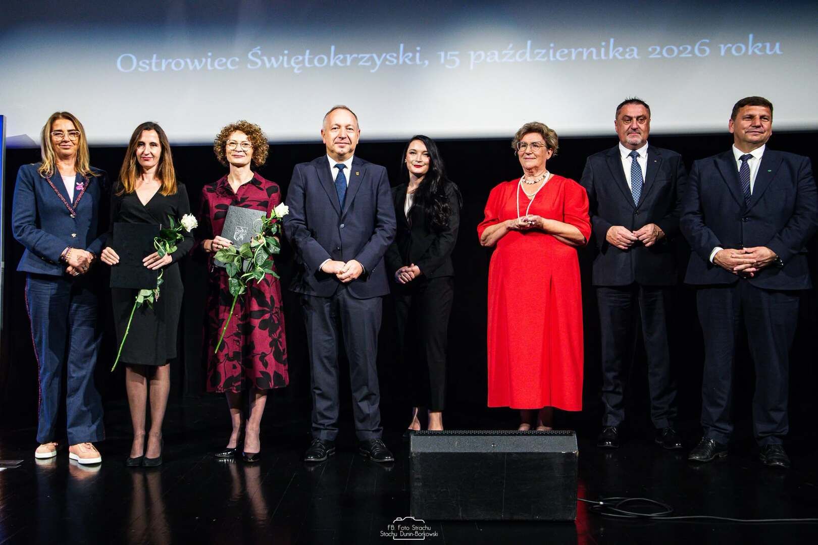 Święto ostrowieckiej oświaty. Były gratulacje, podziękowania i nagrody