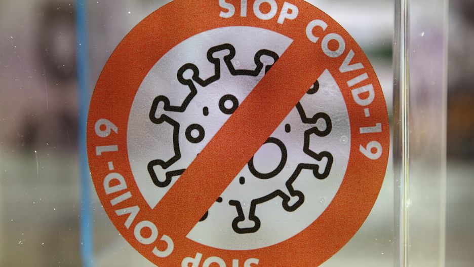 Koronawirus w Polsce. Ognisko COVID-19 w dużym zakładzie pracy w Oleśnicy. Firma nie powiadomiła sanepidu