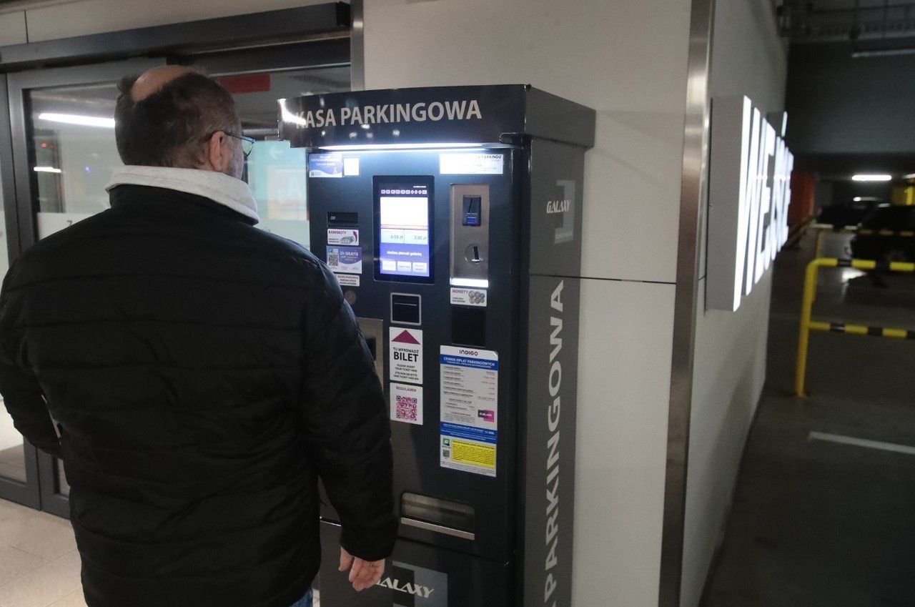 Szczecin: CH Galaxy kończy z darmowym parkingiem. Zmiany w centrum handlowym