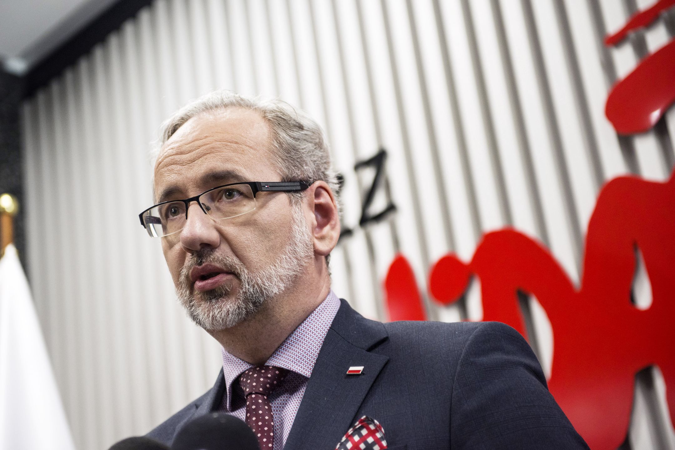 Adam Niedzielski ujawnił nowe dane dot. liczby zakażeń koronawirusem w ciągu ostatniej doby