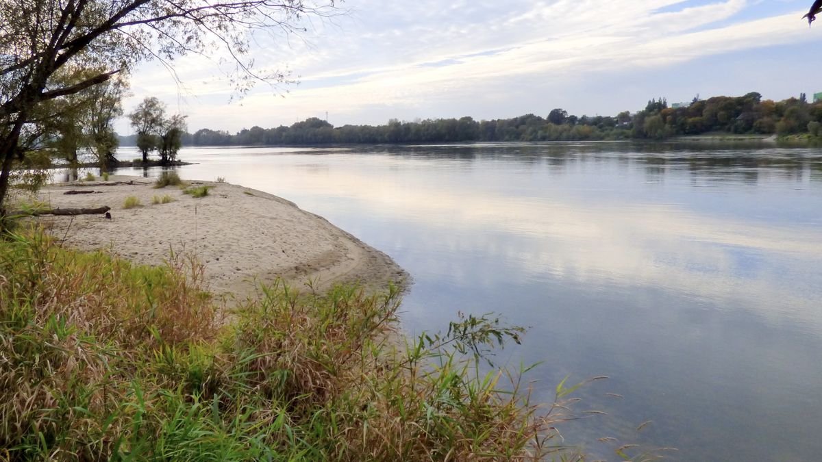 Wisła kryje wiele tajemnic. Daniel Domański, który poszukuje z