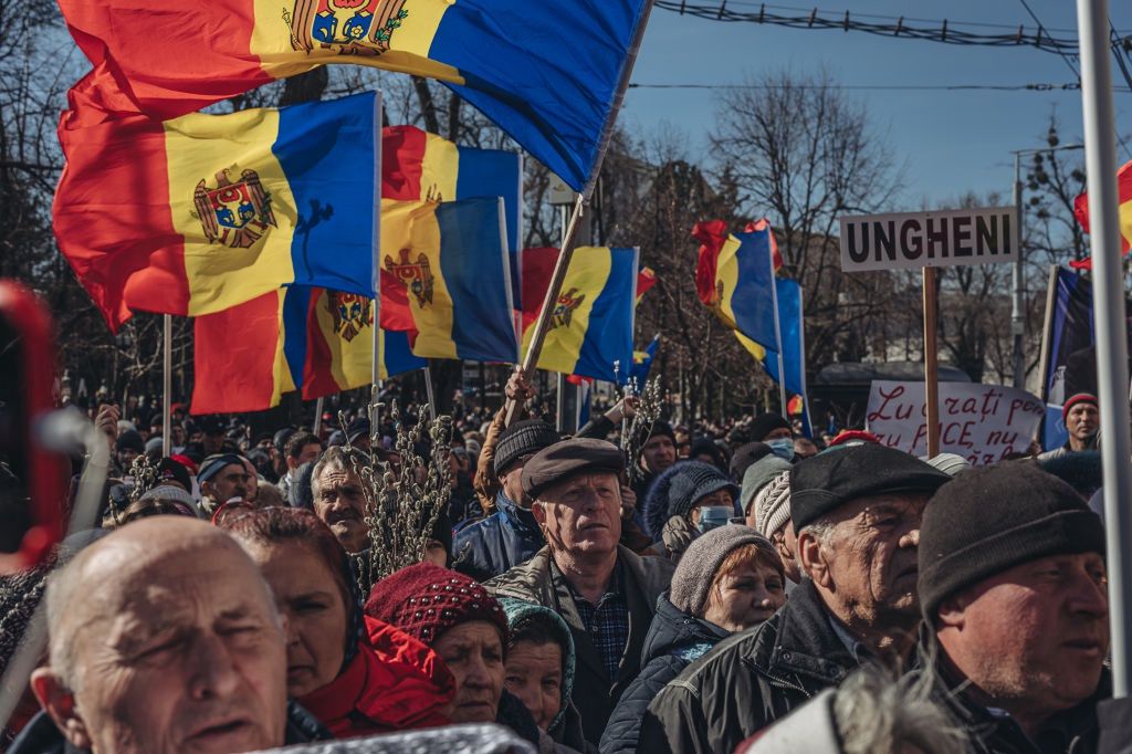 Wybory w "krainie cudów". "Na razie życie u nas jest ciężkie"