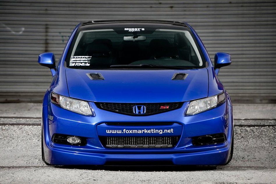 Honda Civic Si Coupe od Fox Marketing