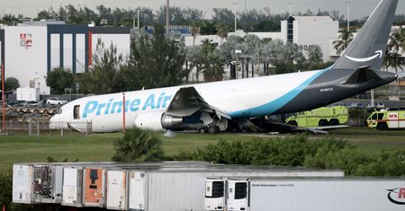 Boeing 767 Amazon Prime Air wypadł z pasa w Miami. Krążą nagrania