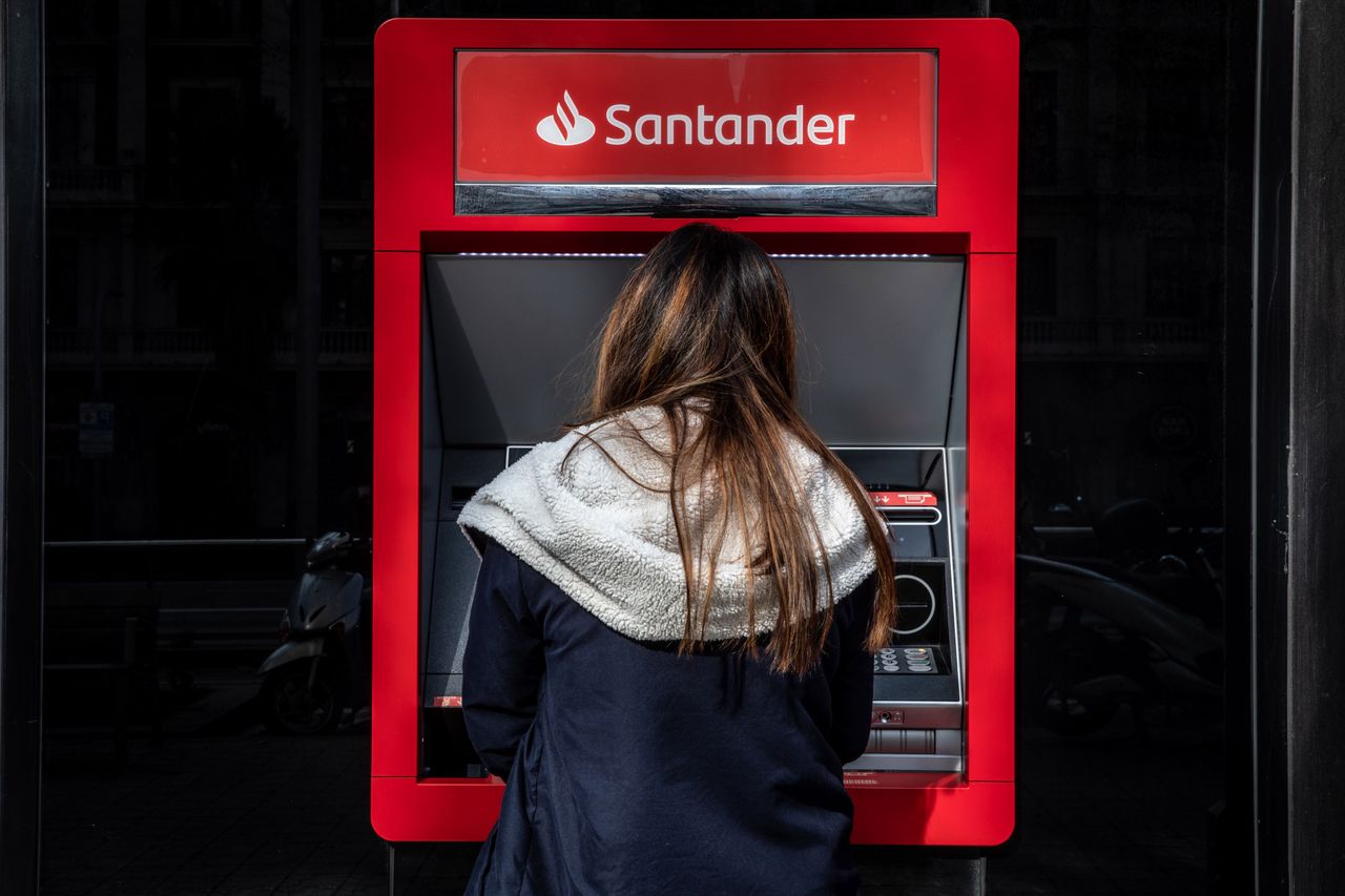 Klienci banku Santander stali się celem ataków