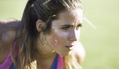 „#Wytrwajwygraj” - oszczepniczka i paraolimpijczyk w reklamach odzieży 4F (wideo)