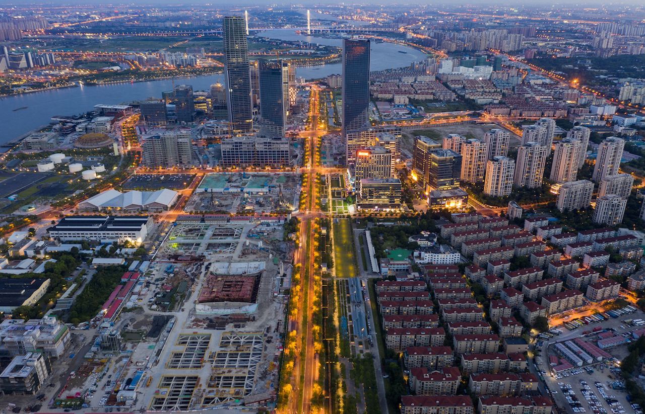 Chiny. Lotnisko w Szanghaju przekształcono w imponujący park