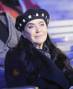 Ewa Krawczyk wychodzi tylko do kościoła i na cmentarz. Niepokojące doniesienia