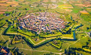 Jedno z najbardziej niesamowitych miast w Europie. Niedoceniana perełka