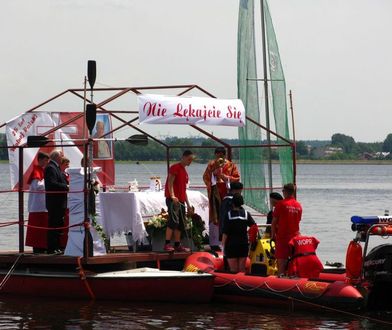 Rybnik. Niedzielna msza święta…ponownie na wodzie
