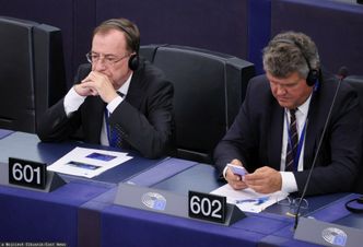 Jest decyzja Parlamentu Europejskiego ws. immunitetów europosłów PiS