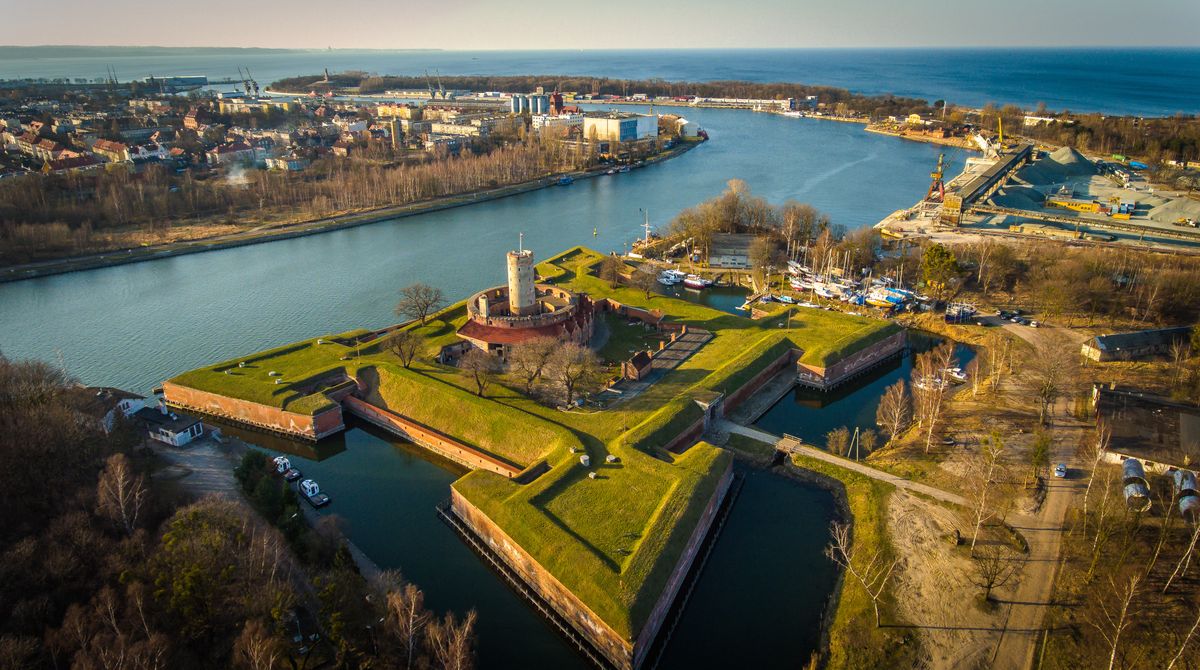 Jeden z najcenniejszych zabytków fortyfikacyjnych znajduje się na obrzeżach Gdańska