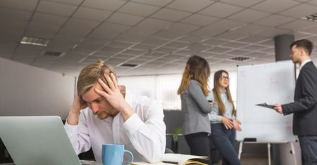 Zarządzanie stresem – ten prosty nawyk pozwoli Ci przestać się spalać w pracy