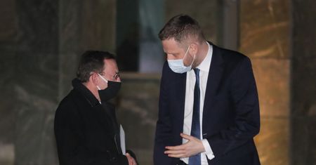 Rząd domaga się pilnych wyjaśnień od państwowego instytutu. W tle spotkanie Agaty Dudy z oskarżonym o szpiegostwo