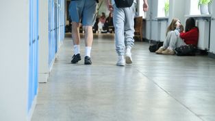 Pułapka AI w szkołach. Lepsze prace domowe, gorsze egzaminy
