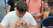 Trudno było to zauważyć. Tak pobił rekord świata w ułożeniu kostki Rubika na czas