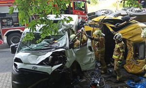 Betoniarka przygniotła ludzi. Doświadczeni strażacy nie wytrzymali