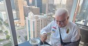 Pracowity Lech Wałęsa. Pokazał zdjęcia z hotelu