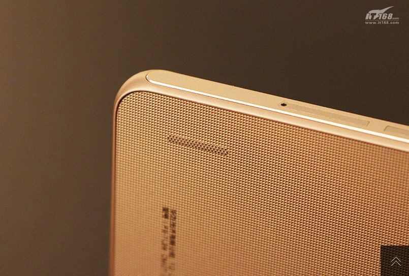 W skrócie: ZenWatch 2 z wydajniejszą baterią, wyniki sprzedaży Huaweia i ZenFone C 19