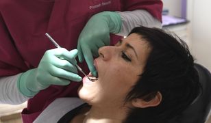 Koronawirus. Gabinety stomatologiczne za środki ochrony doliczają 100 zł do rachunku