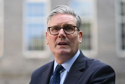 Starmer reaguje na katastrofę w Indiach. Mówi o "druzgocących scenach"