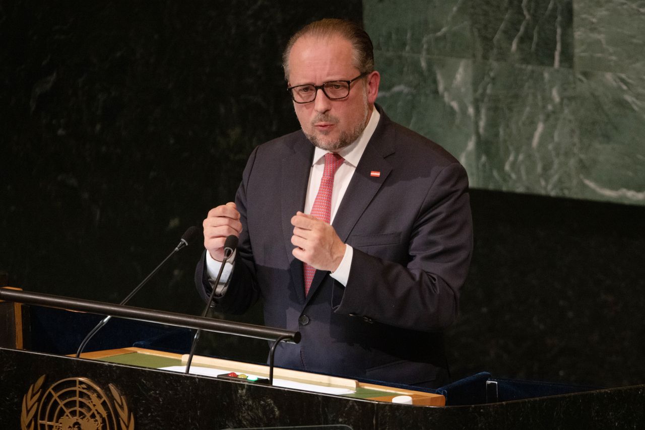 Szef MSZ Austrii gani Polskę. Chodzi o Ławrowa