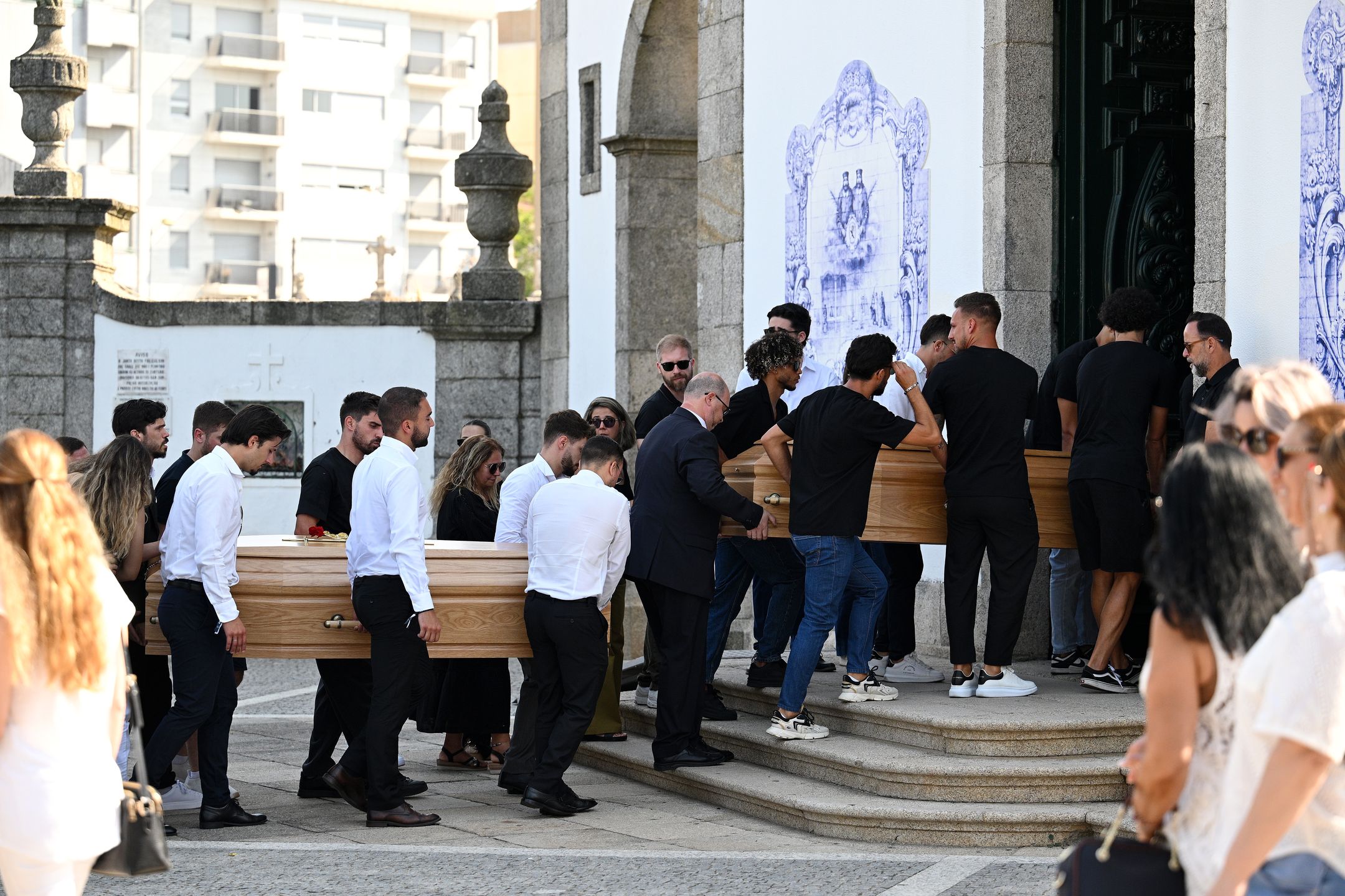 Ostatnie pożegnanie Diogo Joty i jego brata
