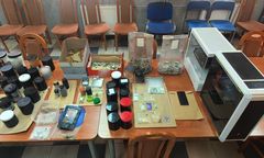 Handlowali narkotykami wśród nieletnich. Policja zatrzymała dwóch mężczyzn