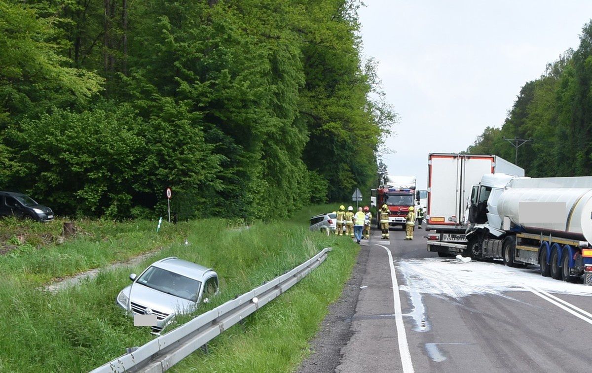 Fot. Licencjodawca. Doszło do groźnego karambolu
