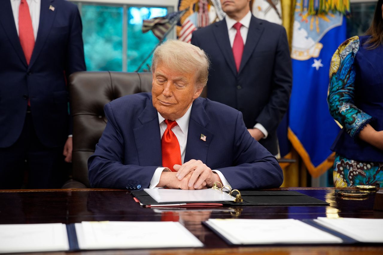 Trump podpisał rozporządzenie. Nowe regulacje w sporcie akademickim