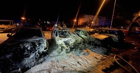 Kolejny pożar aut. Trzy doszczętnie spłonęły