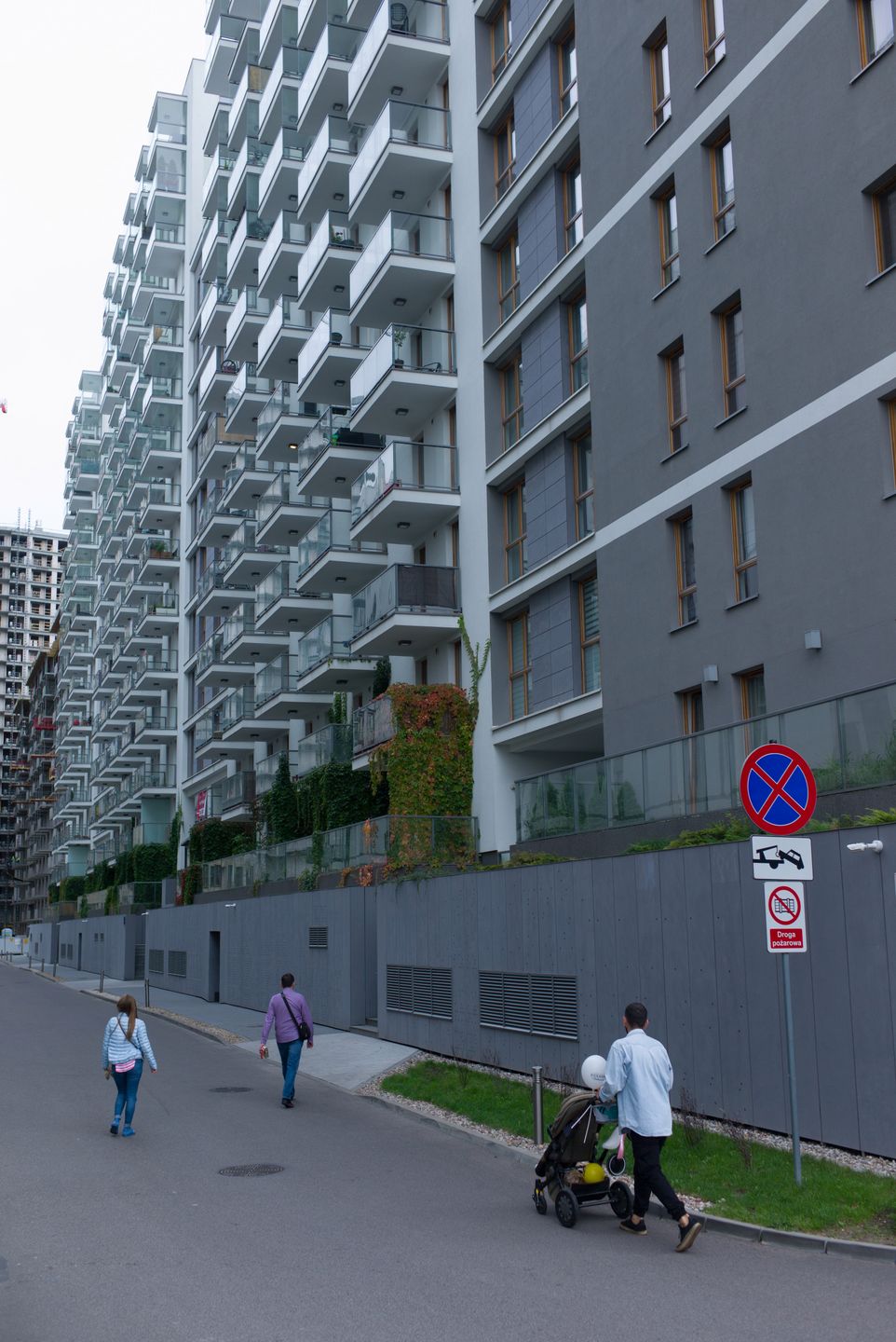 Zdjęcie dnia. Warszawa zaczyna wyglądać jak Hongkong 2